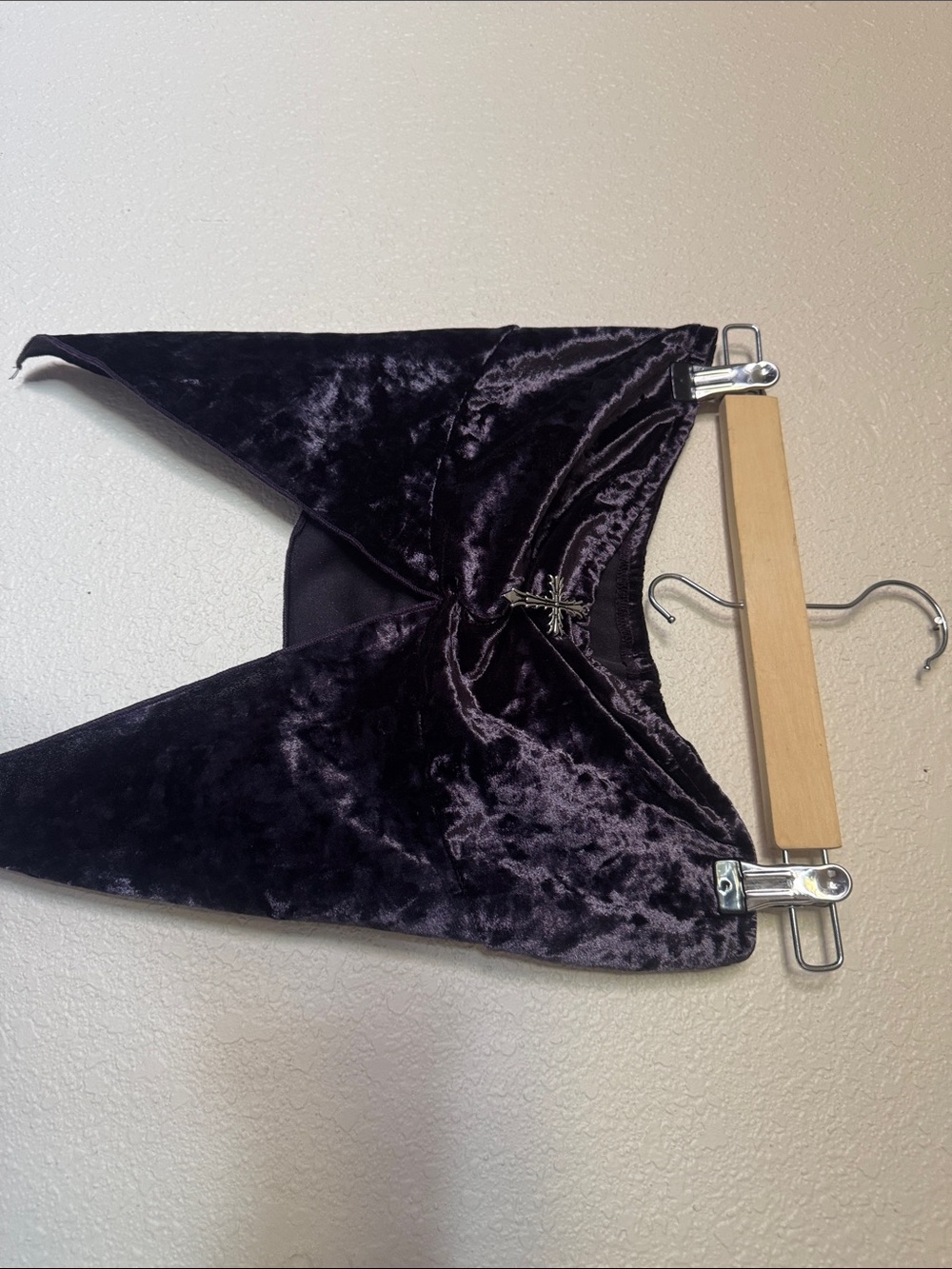 SHEIN Velvet Triangle Crop Top - Deep Plum